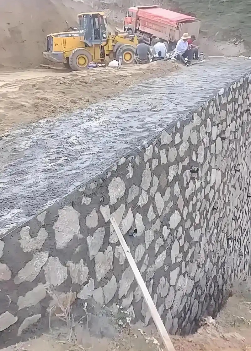 六安金安区边坡加固